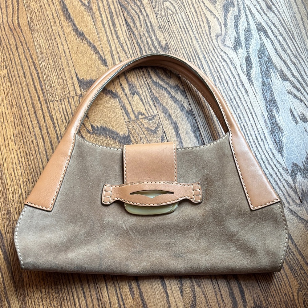 Tod’s leather shoulder/hand bag